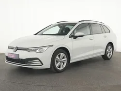 Weiß Gebraucht 2023 VW Golf VIII Life Limousine | 26.086 € (Guter Preis)