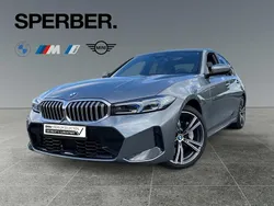 Grau Gebraucht 2024 BMW 330 M Sport Limousine | 46.900 € (Etwas zu teuer)