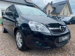 Schwarz Gebraucht 2012 Opel Zafira Van / Kleinbus | 5.990 € (Fairer Preis)