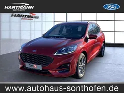 Lucidrot (metallic) Gebraucht 2023 Ford Kuga ST-Line SUV | 29.900 € (Teuer)