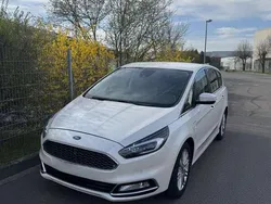Weiß Gebraucht 2018 Ford S-MAX Vignale Van / Kleinbus | 24.000 € (Etwas zu teuer)