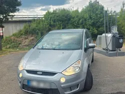 Grau Gebraucht 2007 Ford S-MAX S Van / Kleinbus | 2.100 €