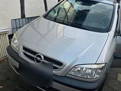 Silber Gebraucht 2003 Opel Zafira Van / Kleinbus | 1.200 € (Fairer Preis)