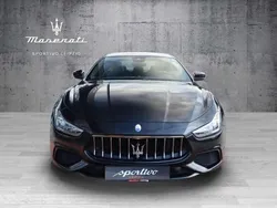 Schwarz Gebraucht 2020 Maserati Ghibli Coupé | 55.111 € (Fairer Preis)