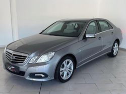 Grau Gebraucht 2009 Mercedes E250 Avantgarde Limousine | 14.490 € (Etwas zu teuer)