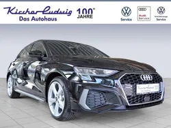 Mythosschwarz metallic Gebraucht 2023 Audi A3 Sportback S-Line Limousine | 28.990 € (Guter Preis)