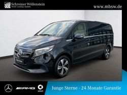 Obsidianschwarz Gebraucht 2024 Mercedes EQV300 Avantgarde Van / Kleinbus | 53.490 € (Etwas zu teuer)