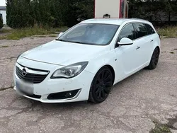 Weiß Gebraucht 2014 Opel Insignia Kombi | 7.999 € (Teuer)