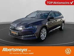 Violett Gebraucht 2021 Skoda Superb Style Kombi | 28.479 € (Etwas zu teuer)