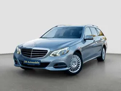Palladiumsilber metalliclack Gebraucht 2013 Mercedes E200 Kombi | 15.980 € (Etwas zu teuer)