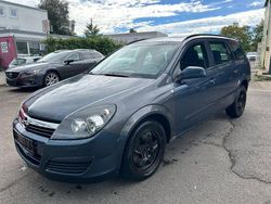 Grau Gebraucht 2006 Opel Astra Edition Limousine | 790 € (Fairer Preis)