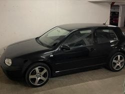 Schwarz Gebraucht 2000 VW Golf IV Highline | 2.900 € (Fairer Preis)