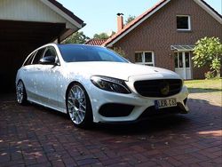 Weiß Gebraucht 2016 Mercedes E250 AMG line Kombi | 19.799 € (Fairer Preis)