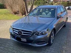 Grau Gebraucht 2016 Mercedes E220 Avantgarde Kombi | 15.600 € (Guter Preis)