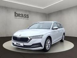 Moonweiß perleffekt Gebraucht 2021 Skoda Octavia Style Kombi | 20.950 € (Guter Preis)