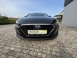 Phantom black Gebraucht 2019 Hyundai i30 Premium Coupé | 17.990 € (Etwas zu teuer)