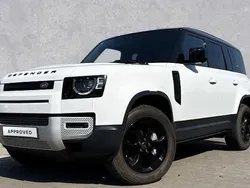 Weiss Gebraucht 2024 Land Rover Defender SE SUV | 85.900 € (Fairer Preis)