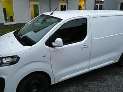 Weiß Gebraucht 2016 Citroën Jumpy Van / Kleinbus | 11.500 €