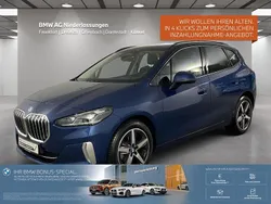 Blau Gebraucht 2024 BMW 218 Active Tourer Comfort Edition Van / Kleinbus | 35.970 € (Teuer)