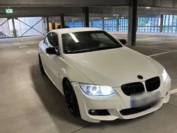 Weiß Gebraucht 2011 BMW 328 Cabriolet M Sport Cabrio | 13.000 €