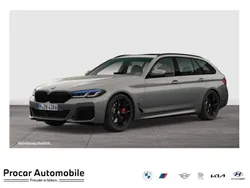Grau Gebraucht 2022 BMW 540 M Sport Limousine | 61.900 €