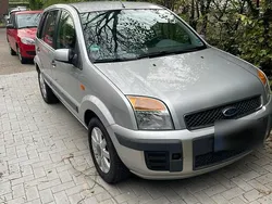 Grau Gebraucht 2008 Ford Fusion Kleinwagen | 3.500 € (Teuer)