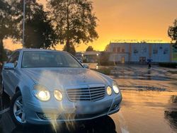 Silber Gebraucht 2007 Mercedes E200 Limousine | 6.150 € (Fairer Preis)