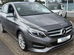 Grau Gebraucht 2017 Mercedes B200 Van / Kleinbus | 19.990 € (Etwas zu teuer)