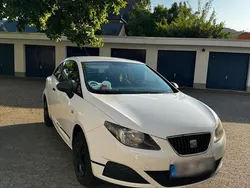 Weiß Gebraucht 2009 Seat Ibiza Limousine | 1.500 € (Guter Preis)
