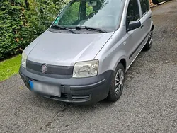 Silber Gebraucht 2025 Fiat Panda Kleinwagen | 3.250 €