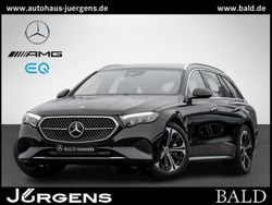 Obsidianschwarz metallic Gebraucht 2024 Mercedes E300 Avantgarde Kombi | 43.690 € (Superpreis)