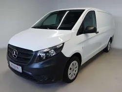 Weiß Gebraucht 2020 Mercedes Vito Van / Kleinbus | 20.990 € (Guter Preis)