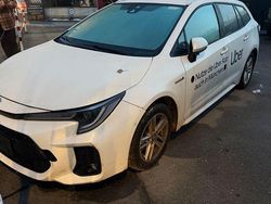 Weiß Gebraucht 2021 Suzuki Swace Comfort+ Kombi | 14.599 € (Fairer Preis)