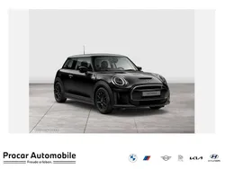 Schwarz Gebraucht 2023 Mini Cooper SE Classic Kleinwagen | 21.490 € (Etwas zu teuer)