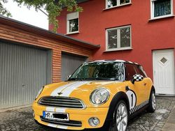 Gelb Gebraucht 2007 Mini Cooper Kleinwagen | 4.700 €