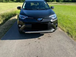 Braun Gebraucht 2016 Toyota RAV4 Hybrid Edition-S SUV | 18.000 € (Fairer Preis)