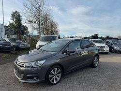 Grau Gebraucht 2017 Citroën C4 Shine Limousine | 11.499 € (Etwas zu teuer)