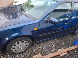 Blau Gebraucht 1999 VW Golf Basis Limousine | 540 € (Superpreis)