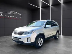 Silber Gebraucht 2013 Kia Sorento Vision SUV | 10.600 € (Etwas zu teuer)