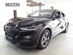 Schwarz Gebraucht 2021 Ford Mustang Mach-E Extended Range SUV | 25.450 € (Fairer Preis)