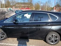 Schwarz Gebraucht 2019 BMW 218 Active Tourer Sport Line Van / Kleinbus | 19.500 € (Etwas zu teuer)