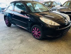 Schwarz Gebraucht 2009 Peugeot 206+ Basis Kleinwagen | 1.000 € (Superpreis)