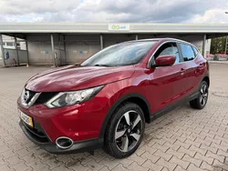 Rot Gebraucht 2016 Nissan Qashqai N-Connecta SUV | 10.900 € (Superpreis)