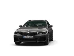 Gebraucht 2024 BMW 530 Efficient Dynamics Kombi | 40.849 € (Superpreis)