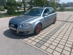 Grau Gebraucht 2007 Audi A4 S-Line Kombi | 2.200 €