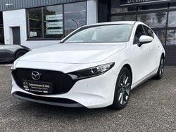 Weiss Gebraucht 2022 Mazda 3 Limousine | 19.970 € (Guter Preis)