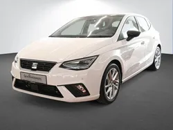 Weiß Gebraucht 2022 Seat Ibiza FR Limousine | 17.990 € (Fairer Preis)