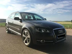 Grau Gebraucht 2012 Audi A3 Sportback Ambition Limousine | 10.950 € (Fairer Preis)