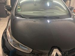 Schwarz Gebraucht 2016 Renault Zoe Kleinwagen | 6.000 € (Fairer Preis)