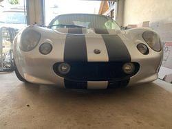 Silber Gebraucht 2001 Lotus Elise Cabrio | 27.000 €